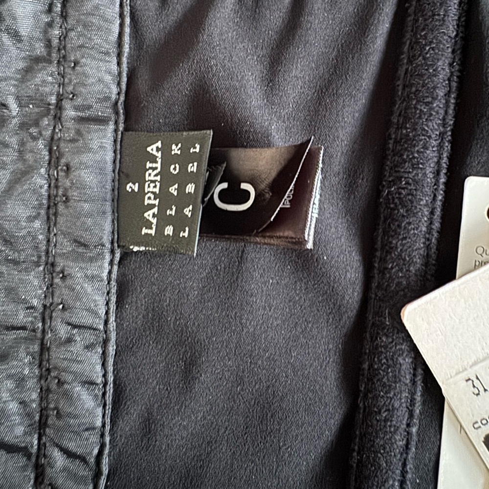 La Perla Luxurious Black Corset - Picture 13 of 14